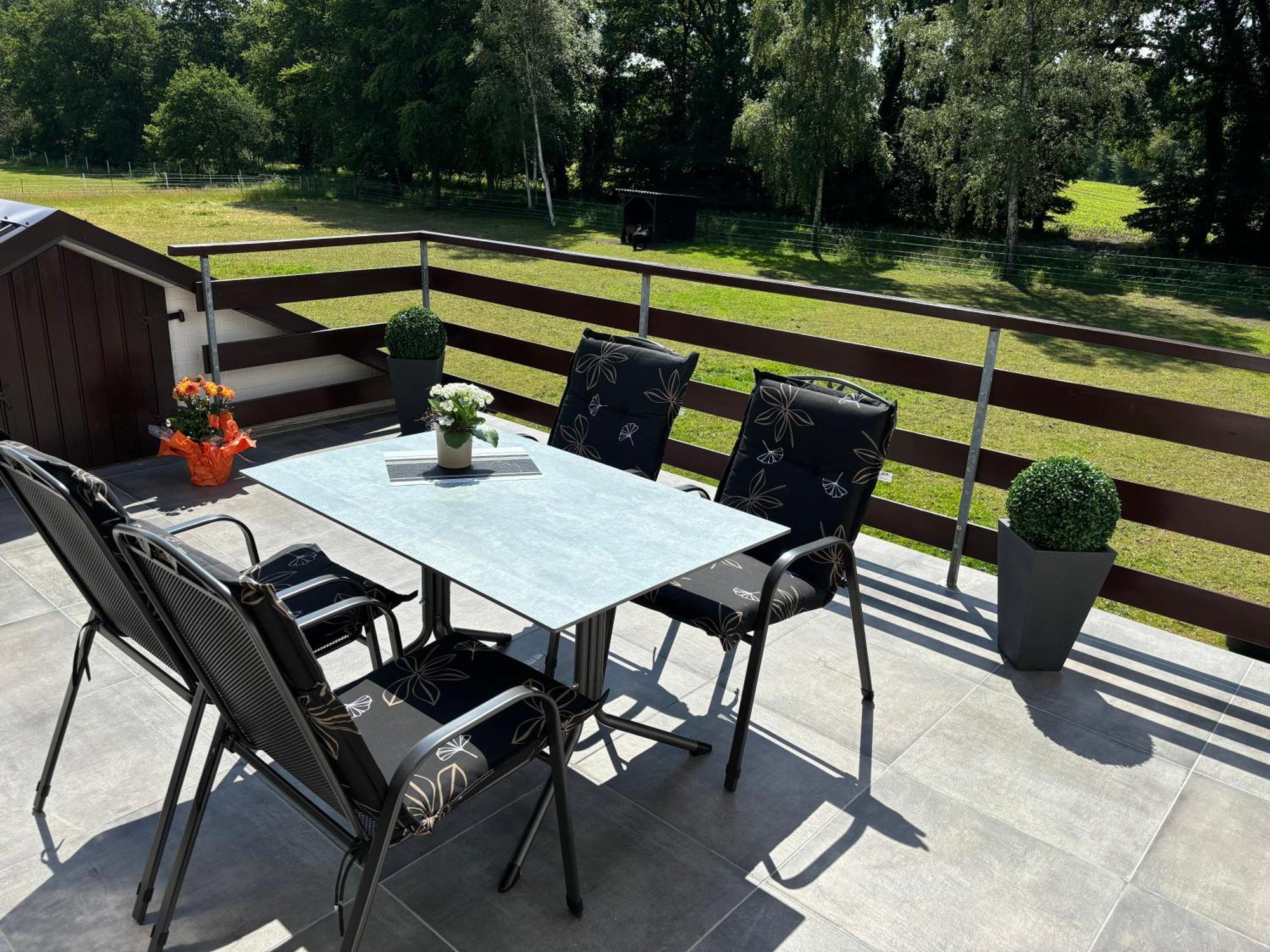 Ferienwohnung Hartmann Wehdel Экстерьер фото